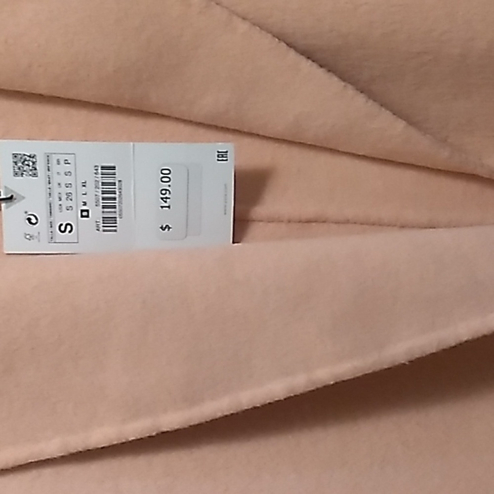Coat - Picture 5 of 5